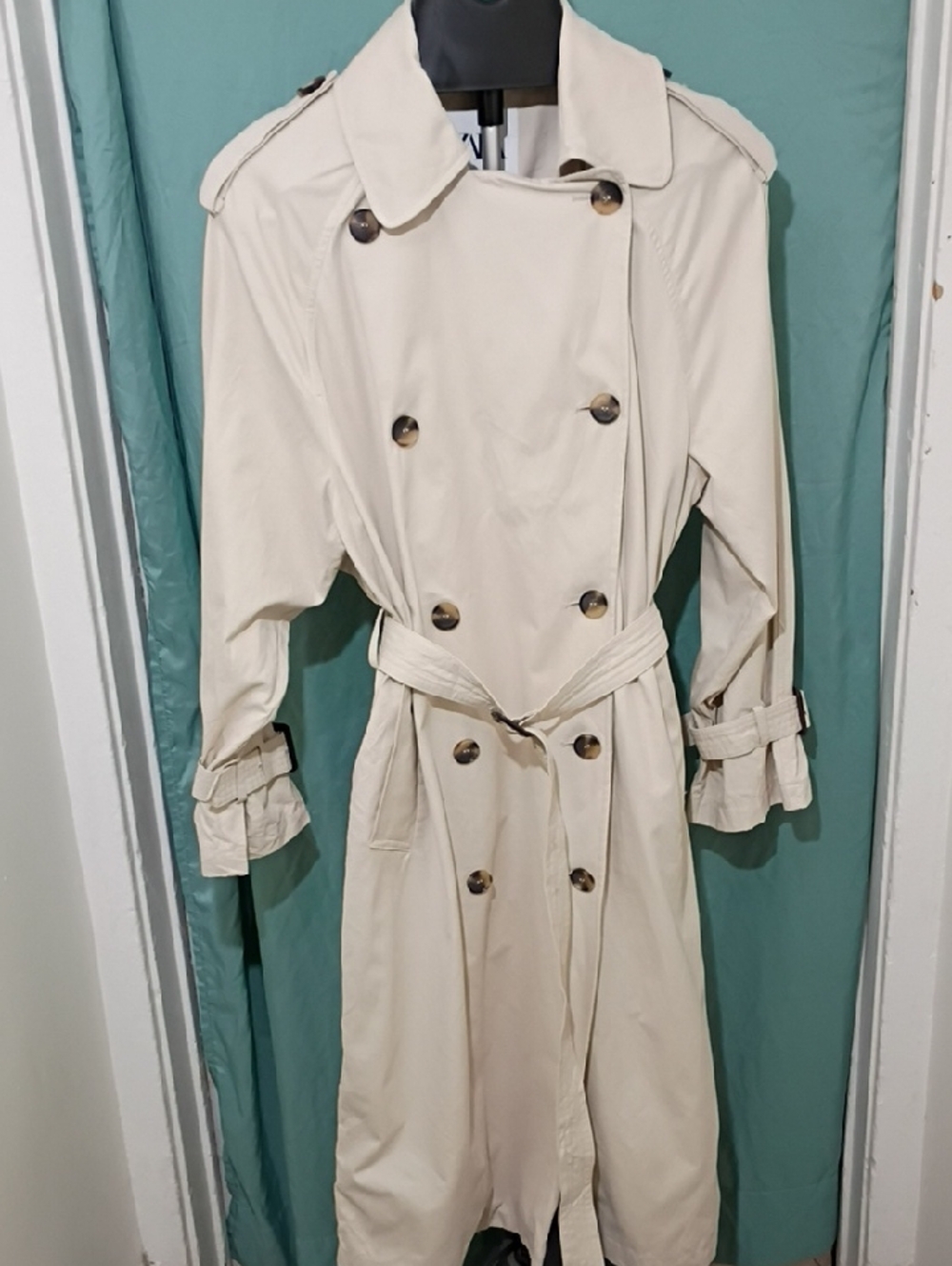 Zara Cream Lightweight Trench with Branded Patch